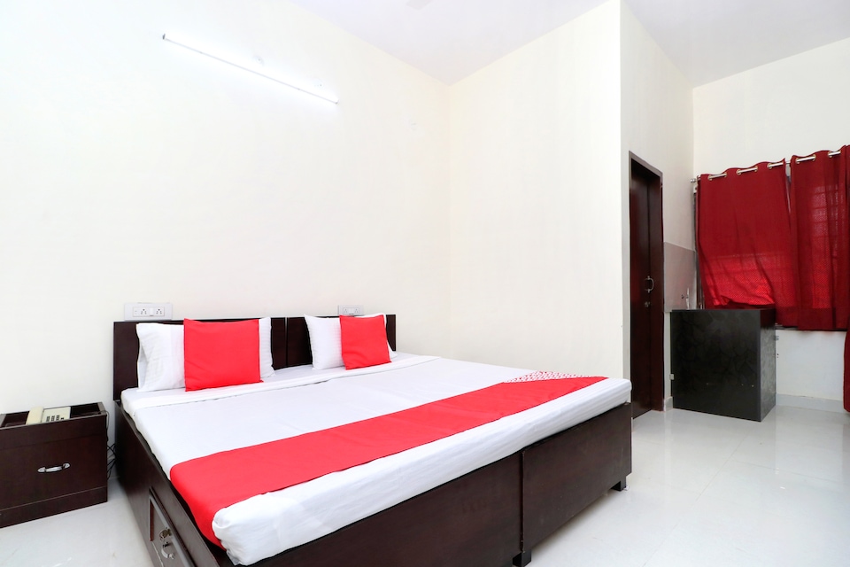 OYO Mama's Inn, Bibi Wala Road Bathinda, Bathinda