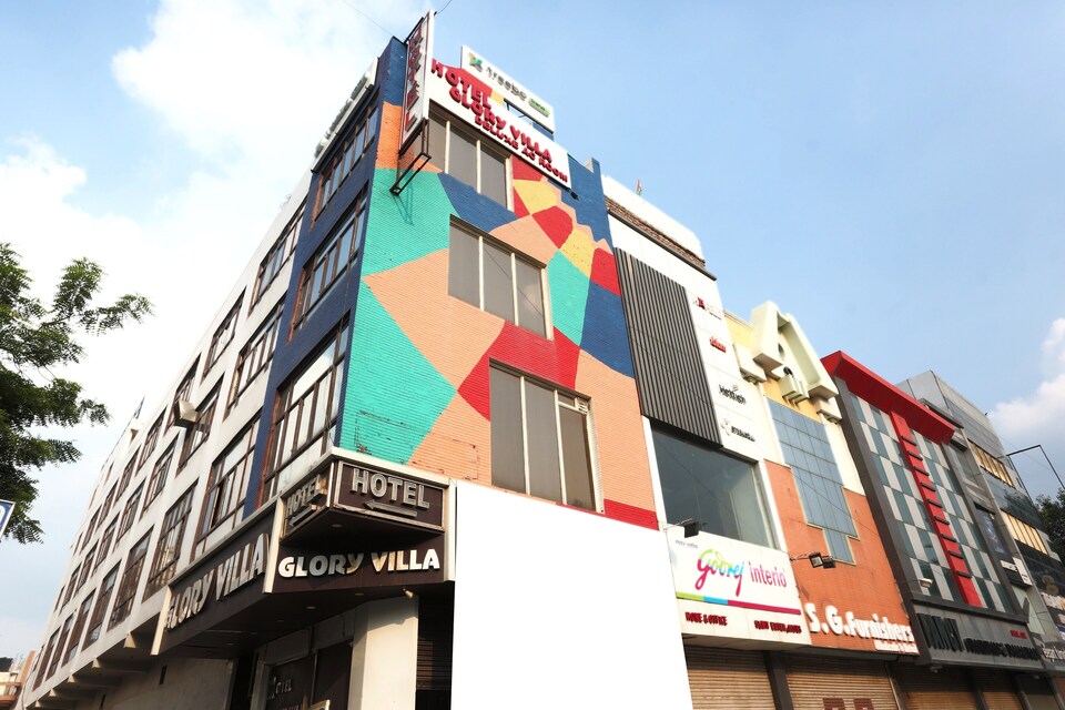 Capital O 23188 Glory Villa, Rajouri Garden Delhi, Delhi