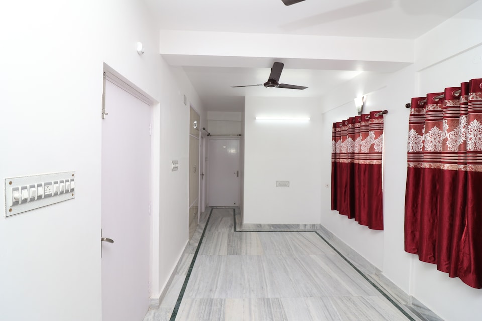 Hotel O White Heaven, Rajarhat Kolkata, Kolkata