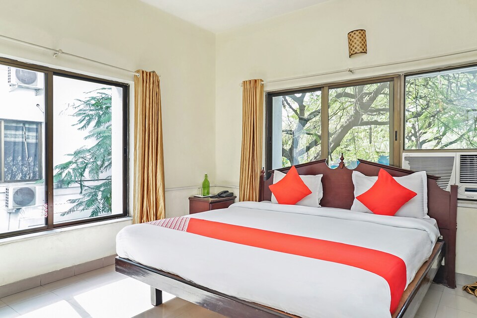 OYO 23249 Finesse International, Viman Nagar, Pune