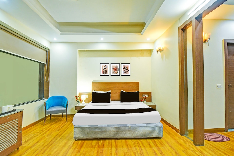 Townhouse Amrapali Circle Formerly Hotel Aqua, Vaishali Nagar Jaipur, Jaipur