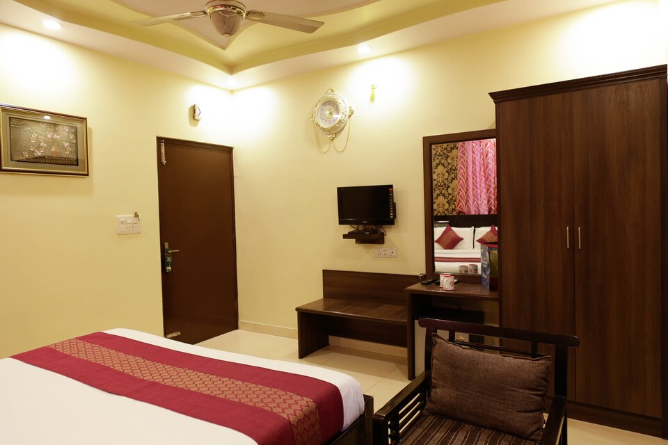 Capital O 3114 Hotel Jinnendra Inn, Sindhi Camp, Jaipur