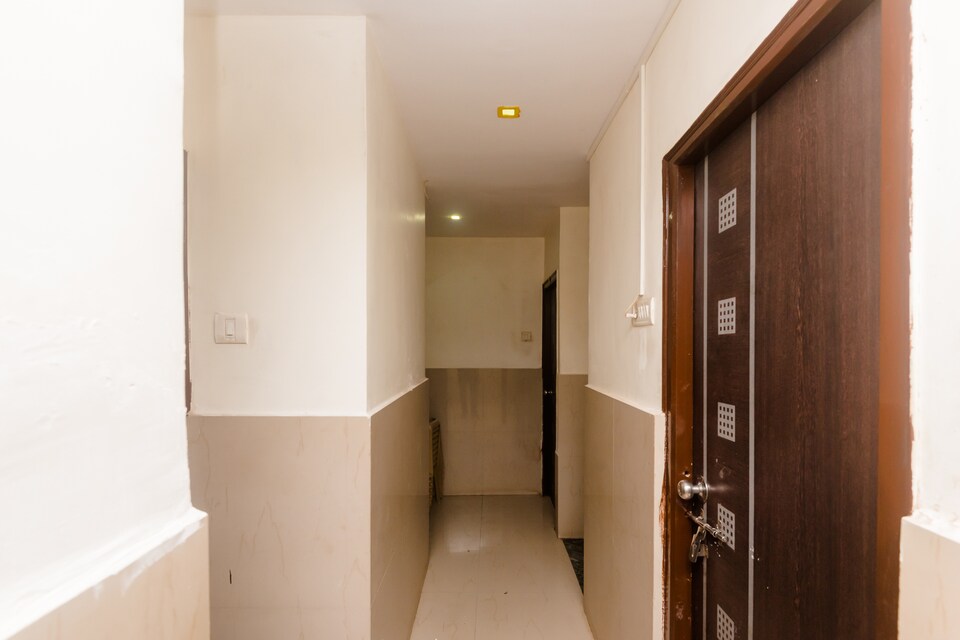 OYO 23285 The Diplomat Lodging, Mumbai Vasai-Virar-Naigaon, Mumbai