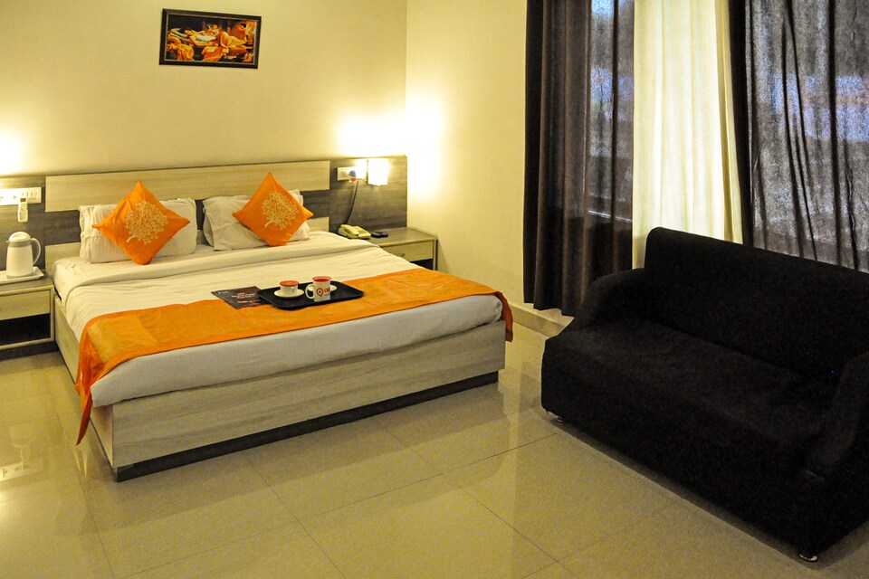 OYO 3115 Hotel Rishabh, Jhansi, Jhansi