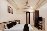 Hotel O Vatva Railway Station Formerly Anmol Palace