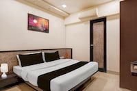 Hotel O Vatva Railway Station Formerly Anmol Palace