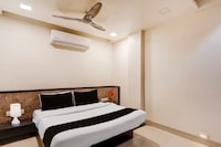 Hotel O Vatva Railway Station Formerly Anmol Palace