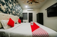 OYO Hotel The Rajfort