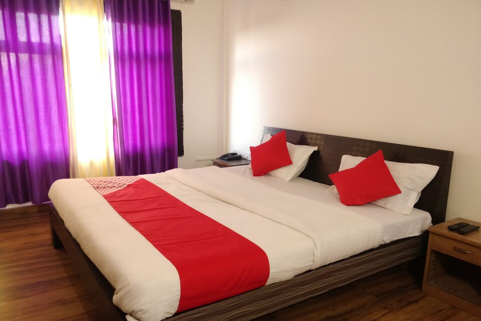 OYO Hotel Uttaranchal Inn, Highcourt Nainital, Nainital