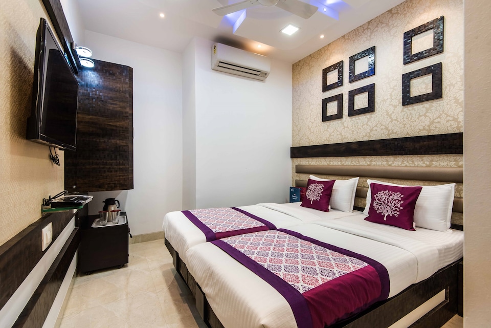 OYO 28908 Hotel Modern, Mumbai CST-Churchgate-Colaba, Mumbai