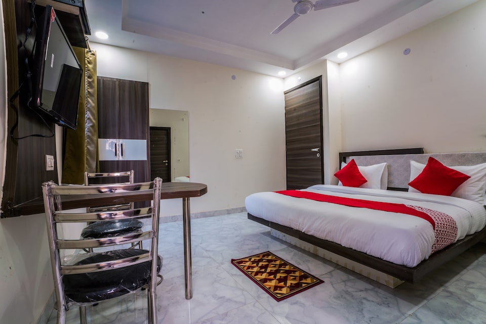OYO 23299 Hotel Royal Orbit, Dwarka Delhi, Delhi