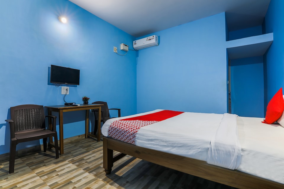 OYO 23301 Ann's Blue, Anjuna Vagator Goa, Goa