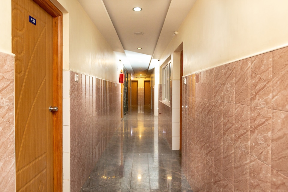 OYO 23321 Flagship orchid sankrish, Velachery, Chennai