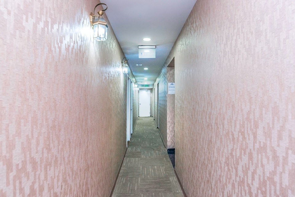 OYO 519 Domus Hotel, Bukit Indah, Johor Bahru