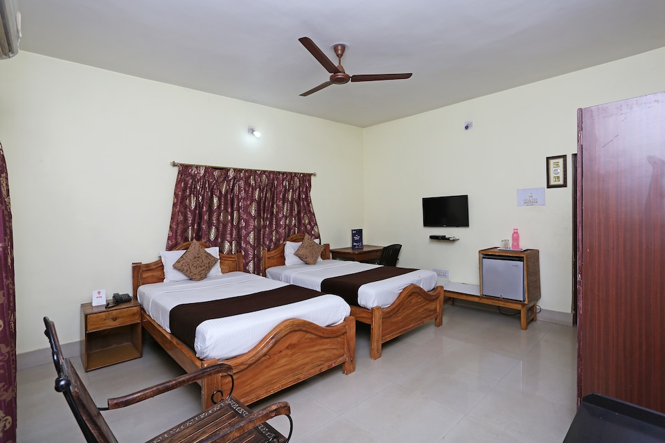 OYO Flagship 3121 Odisha home stays, Bapuji Nagar, Bhubaneswar