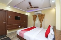 OYO Hotel Rawasi Gold Uranus