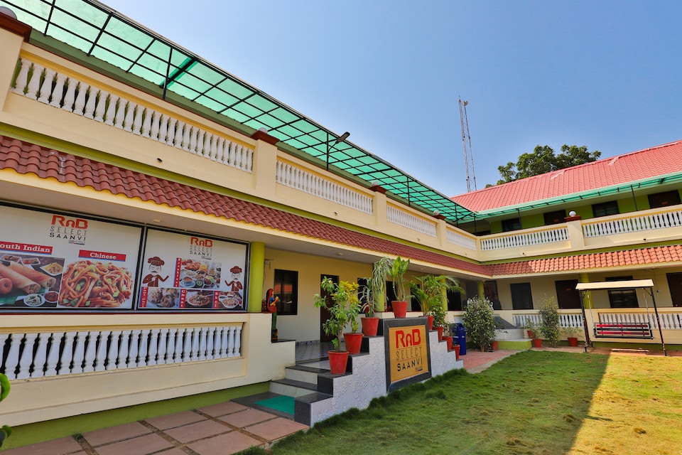 OYO 23362 Saanvi Resort, Kalubha Road Bhavnagar, Bhavnagar