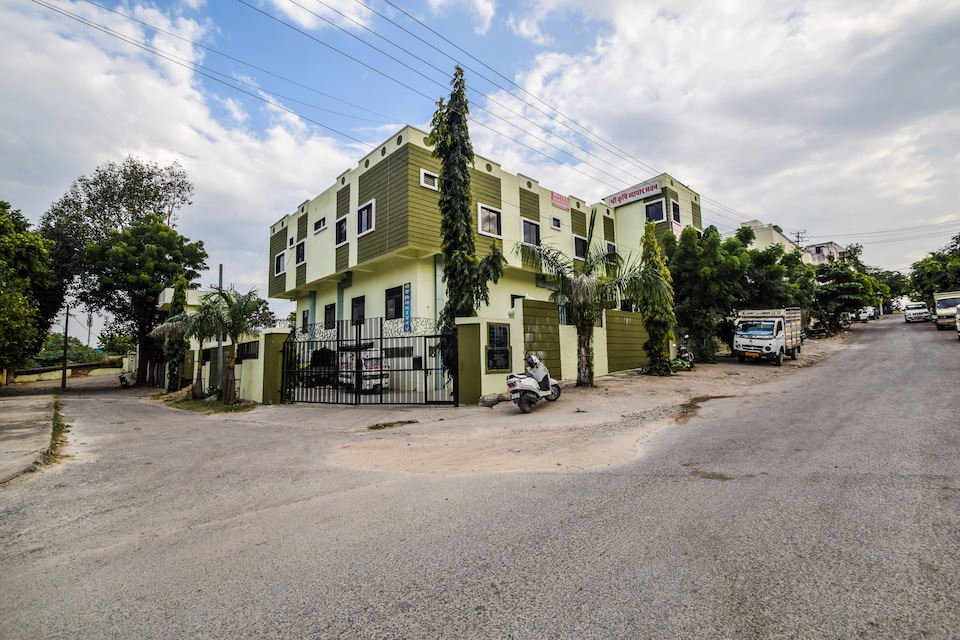 OYO 23381 Keshar Residency, Goverdhan Sagar, Udaipur