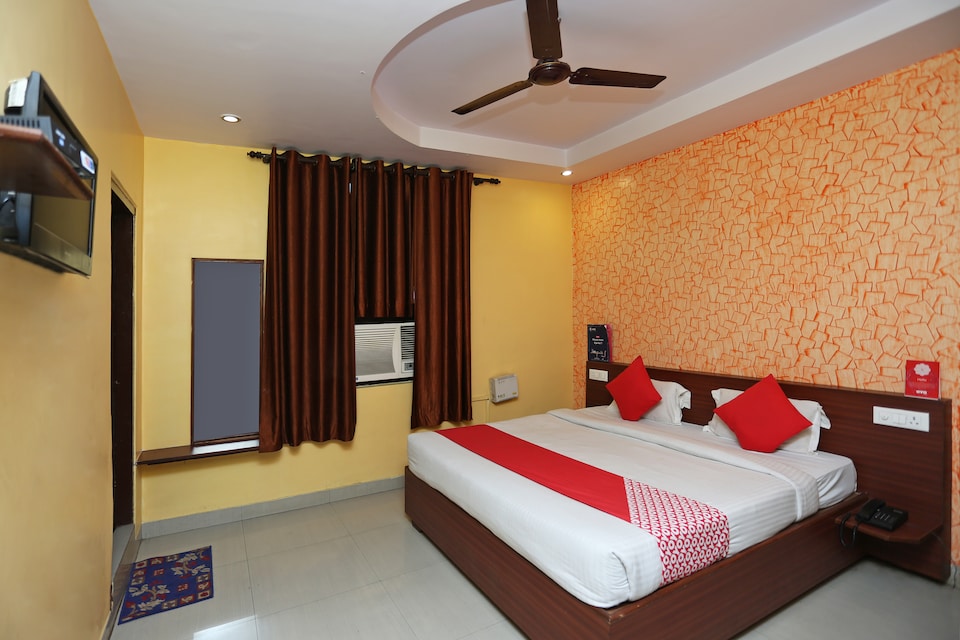 Live as ALD359, Civil Lines Allahabad, Prayagraj