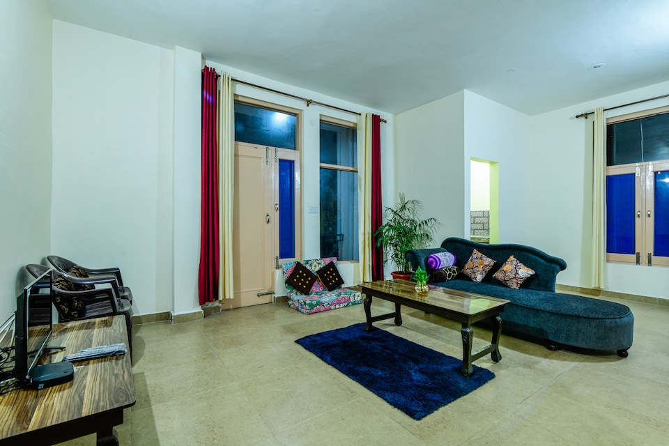 OYO Home 23386 Spacious 1BHK, Dharamshala, Dharamshala