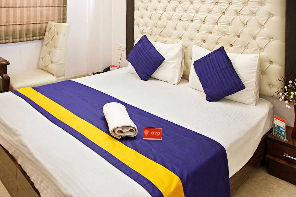 OYO 570 Hotel Taksh Inn, Karol Bagh Delhi, Delhi