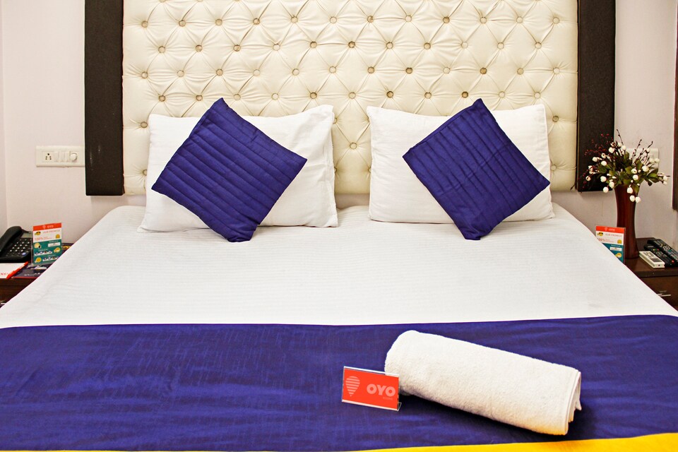 OYO 570 Hotel Taksh Inn, Karol Bagh Delhi, Delhi