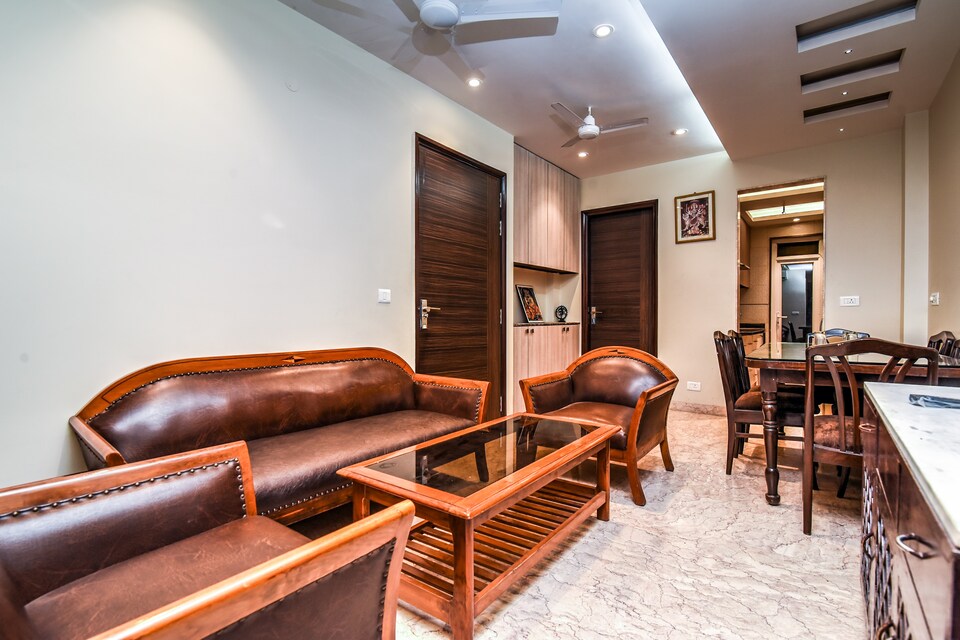 OYO 23437 Home Elite Stay Greater Kailash, Greater Kailash Delhi, Delhi