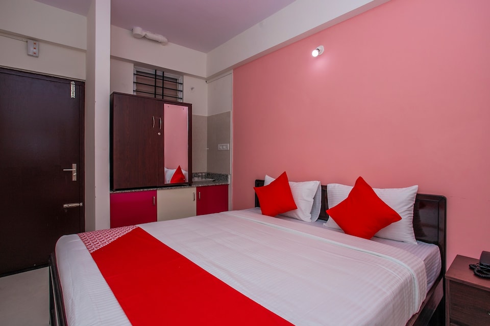 OYO Shree Gowri Comfort Near Ragigudda Sri Prasanna Anjaneyaswamy Temple, Bannergatta Road Bangalore, Bangalore