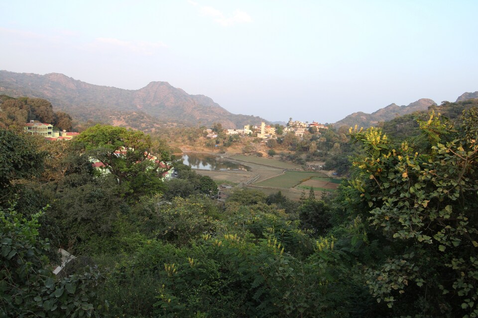 OYO होम 23448 हिल व्यू स्टूडियो, Mount Abu, माउंट-आबू