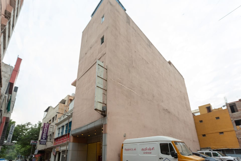 OYO SUN PARK INN Chennai Central, Central Chennai, Chennai