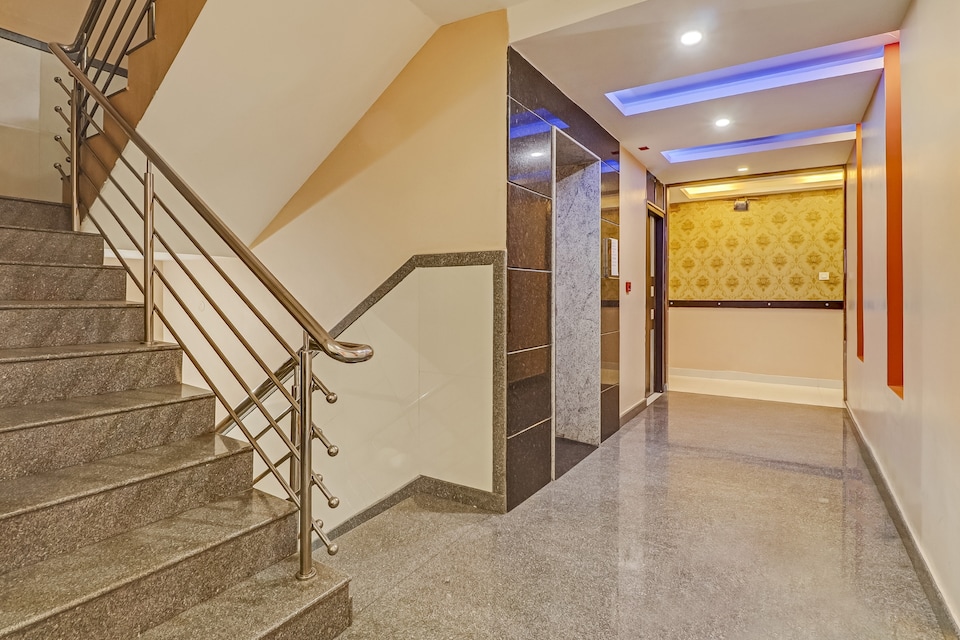 Capital O Champion Lotus Near Mantri Square Mall, Rajajinagar Bangalore-II, Bangalore