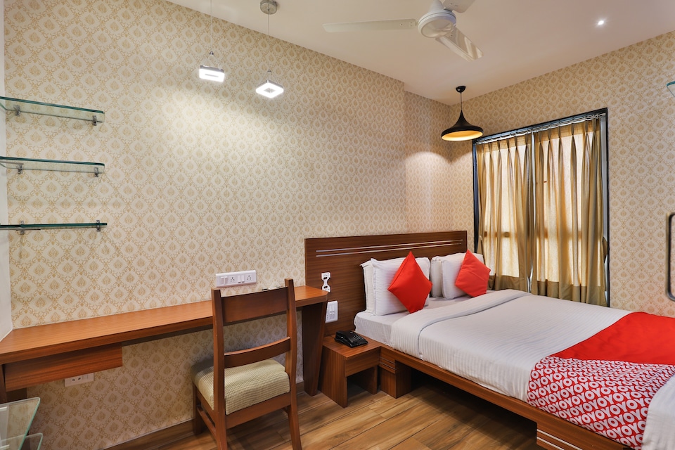 OYO 23470 Tulsi Motel, Petlad Road Nadiad, Nadiad