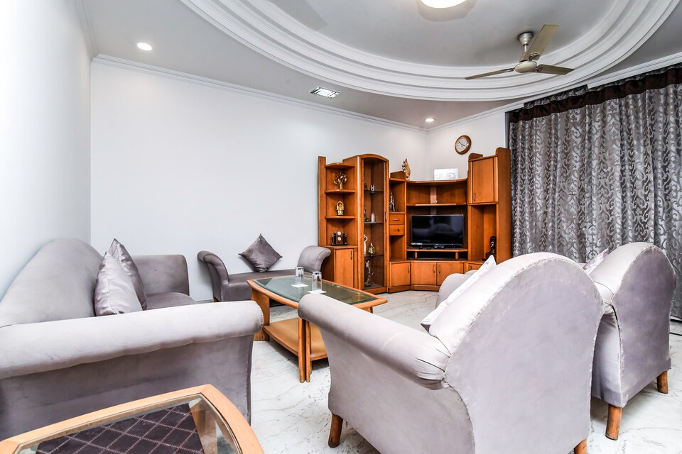 OYO Home 23494 Exotic 2BHK, Lajpat Nagar Delhi, Delhi