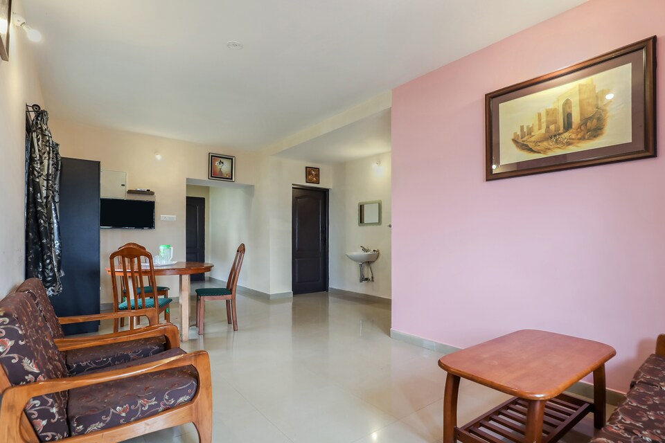 OYO Home 23507 Elegant 2BHK, Ooty Town, Ooty