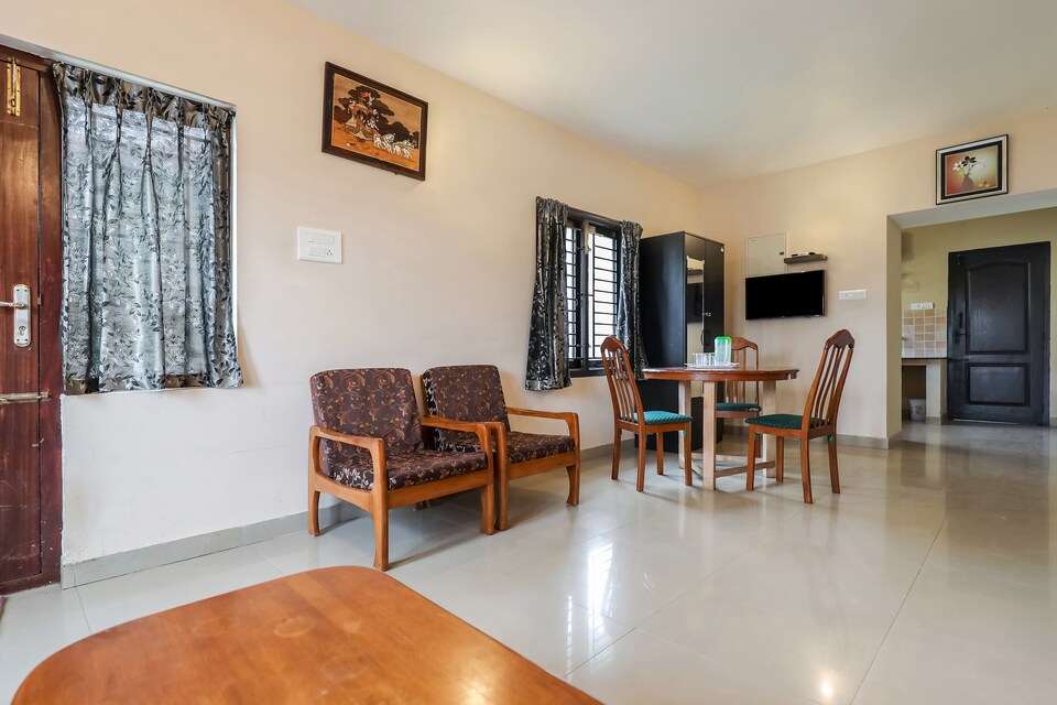 OYO Home 23507 Elegant 2BHK, Ooty Town, Ooty