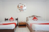 OYO 206 Hotel Candra Kirana