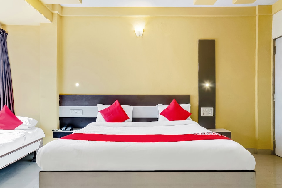 OYO 23516 Hotel Laxmi, Mahabaleshwar, Mahabaleshwar