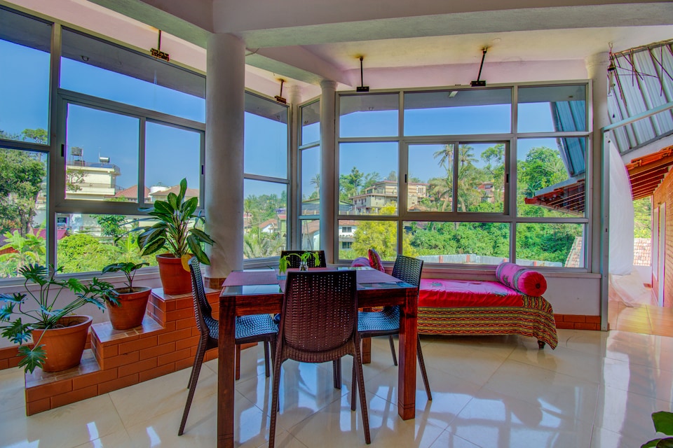 OYO Home 23521 Cozy Studio, Madikeri, Coorg