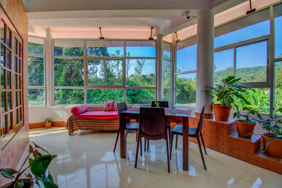 OYO Home 23521 Cozy Studio, Madikeri, Coorg