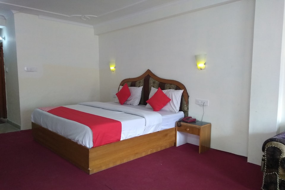 OYO 23522 Hotel River View, Mall Road Manali, Manali