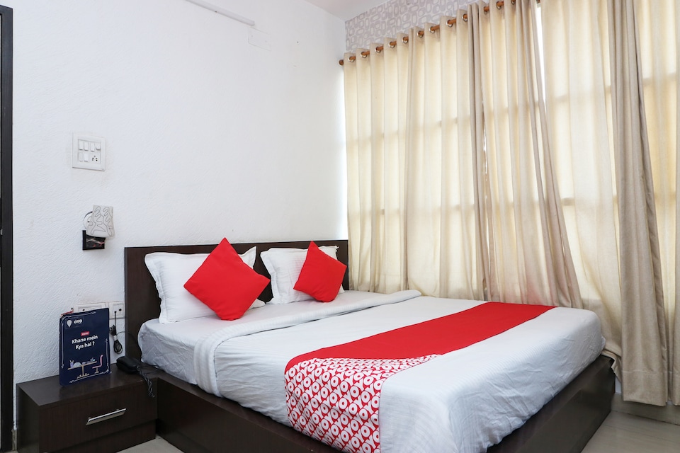 OYO 23531 Paradise, Hisar, Hisar