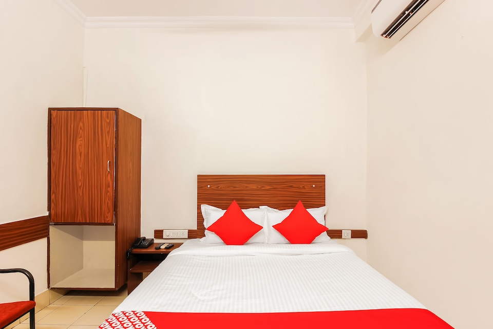 Flagship 23542 Paradise Circle, Secunderabad, Hyderabad