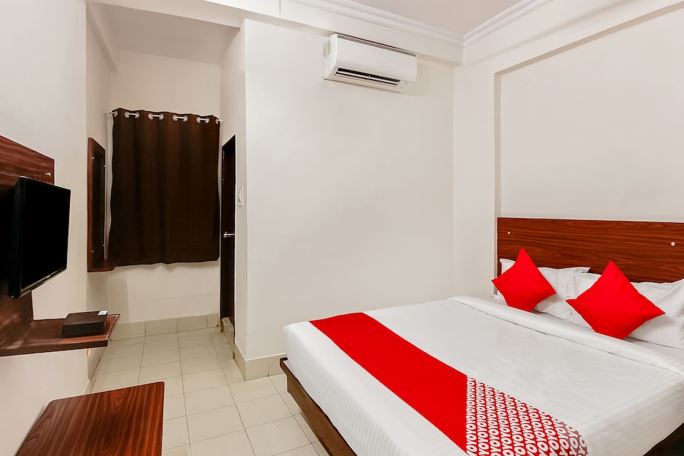 Flagship 23542 Paradise Circle, Secunderabad, Hyderabad