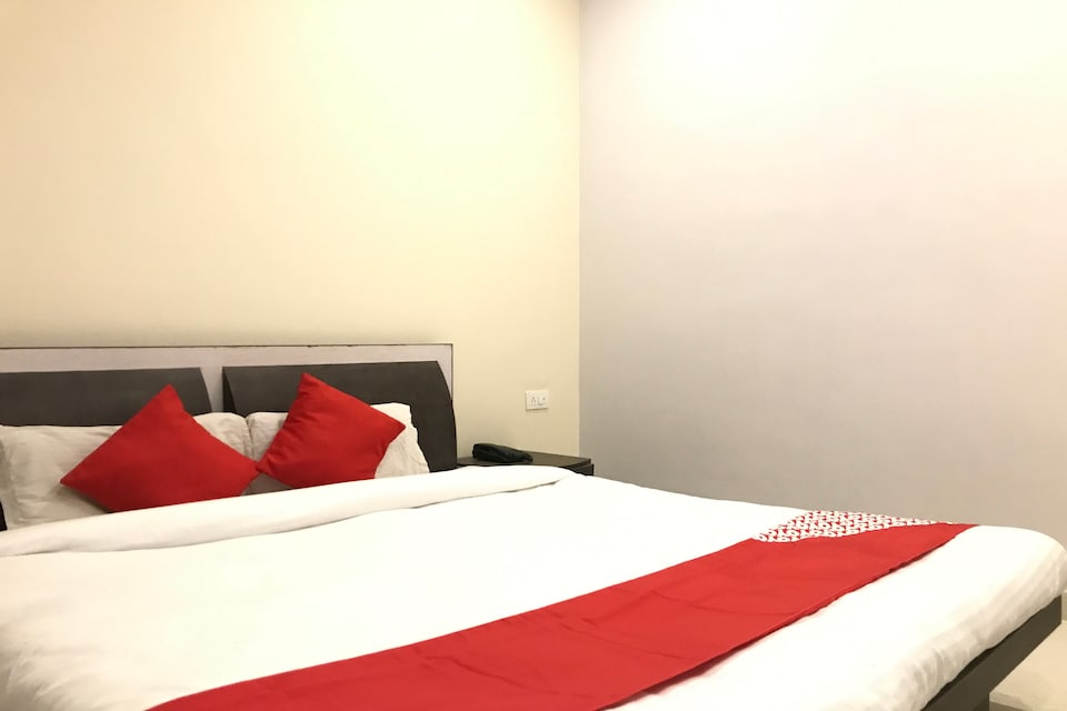 OYO 23551 Sai Palace, Meerut, Meerut