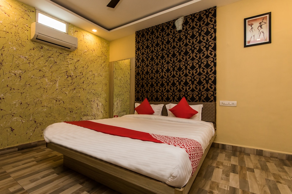 OYO 13191 Hotel Atlas Palace, Freeganj, Ujjain