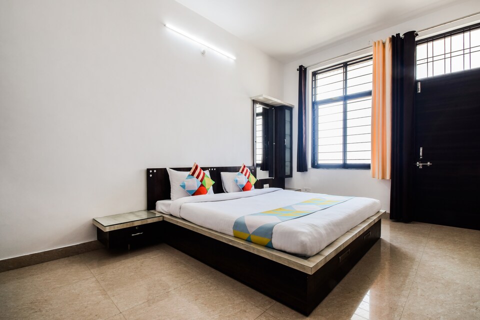 OYO Home 23562 Blissful 3BHK, Goverdhan Sagar, Udaipur