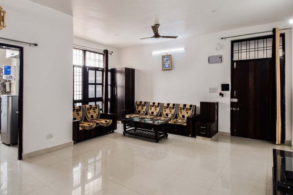 OYO Home 23562 Blissful 3BHK, Goverdhan Sagar, Udaipur