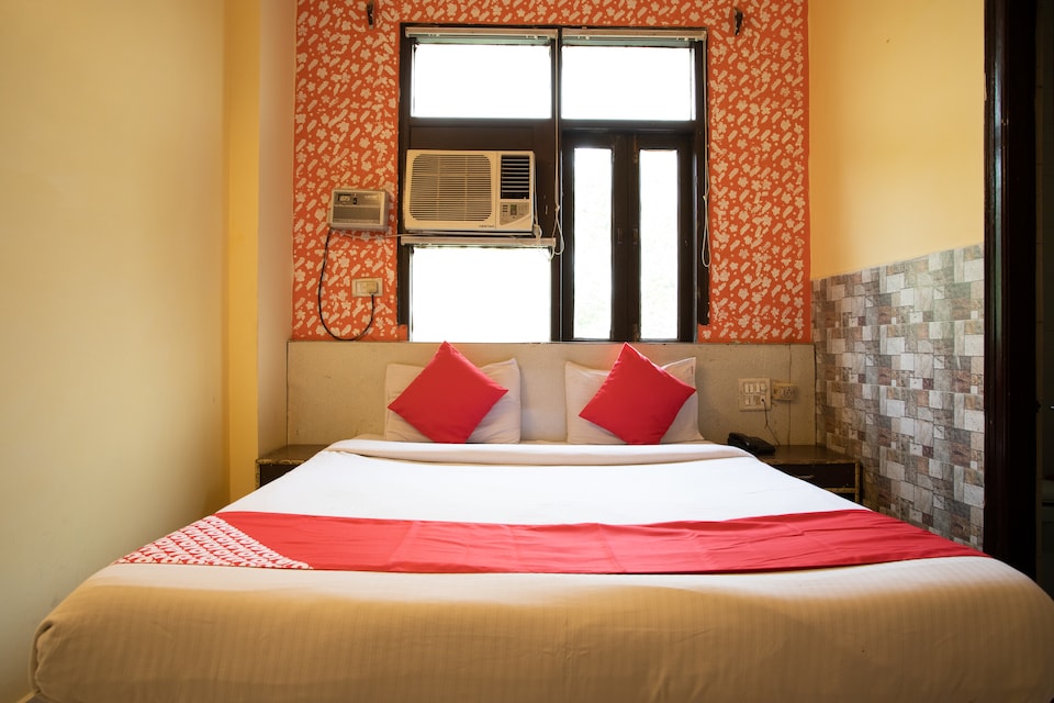 OYO 23563 Kg Palace, Paharganj Delhi, Delhi