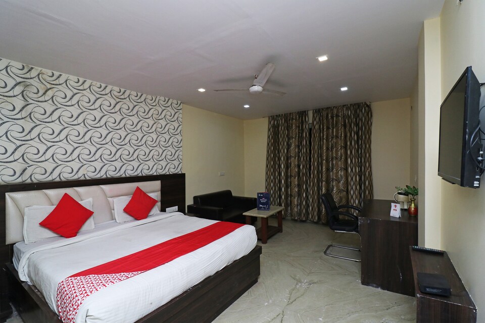 OYO 23595 Hotel Tajway Inn, Agra Fort, Agra