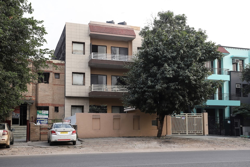 OYO LIFE NOD431 Sector 26, Noida City, Noida